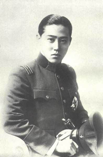 이*우 이미지