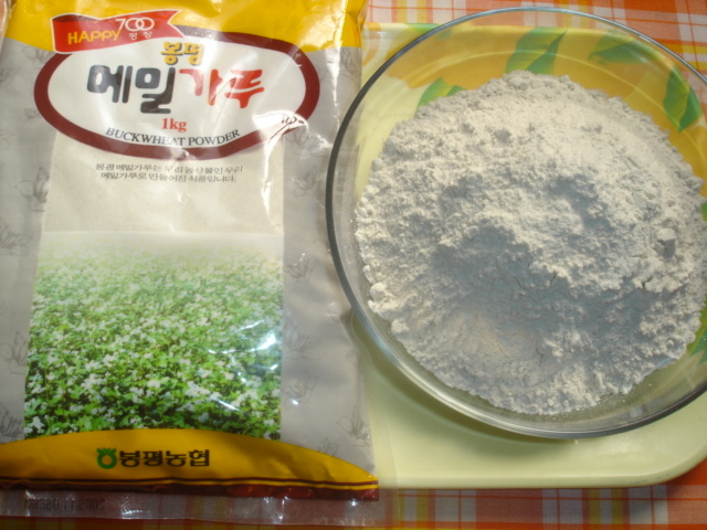 메밀만두 이미지