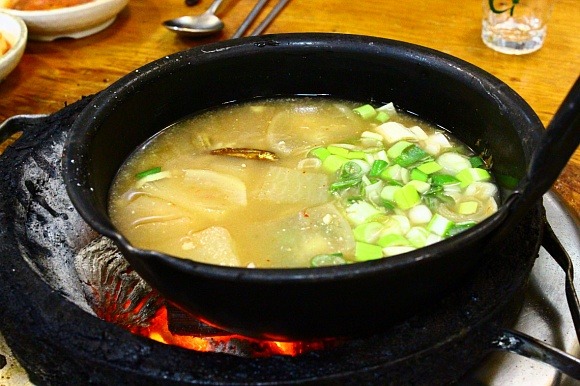옛날오막집 이미지