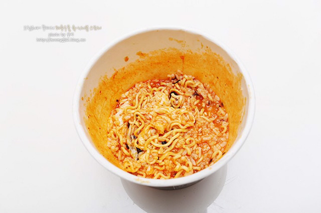 보통 이것을 먹을땐 크게 2분류로 나뉜다. 나는 어떤 타입?? | 인스티즈