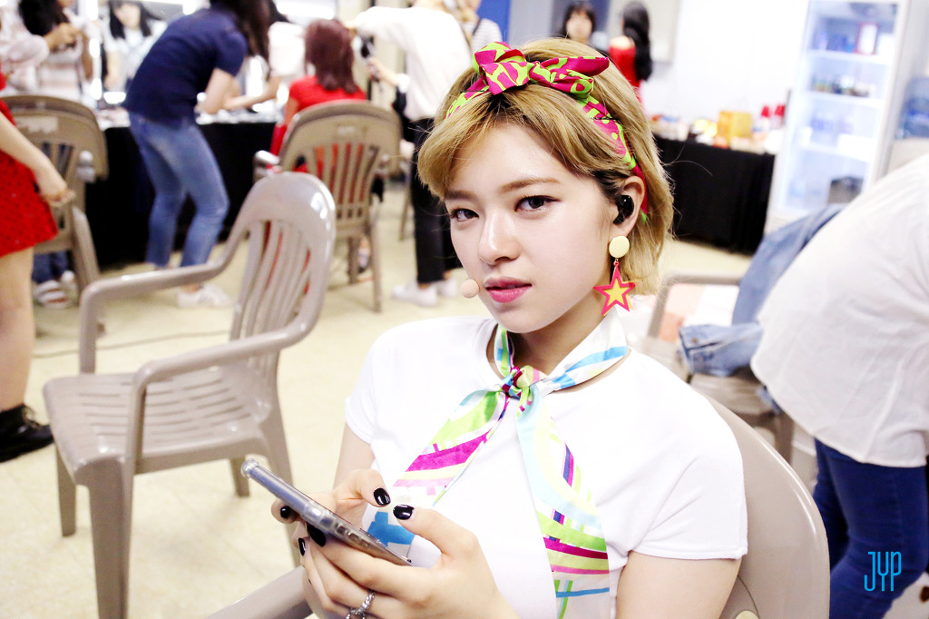 트와이스 앙콘 사진.jpg | 인스티즈