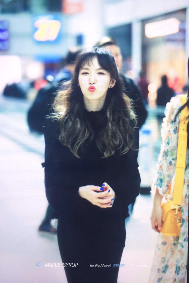 [레드벨벳] 4월 21일 인천공항출국 웬디 프리뷰(완이 미모 미쳐ㅠ) | 인스티즈