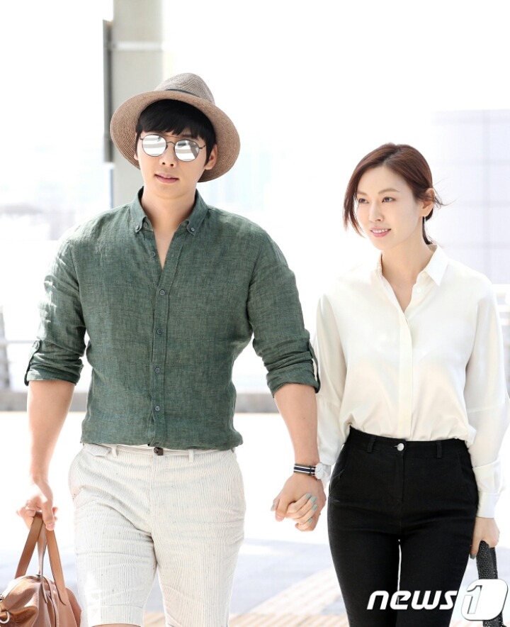 오늘 화보 촬영차 출국하는 이상우-김소연 예비부부.jpg | 인스티즈
