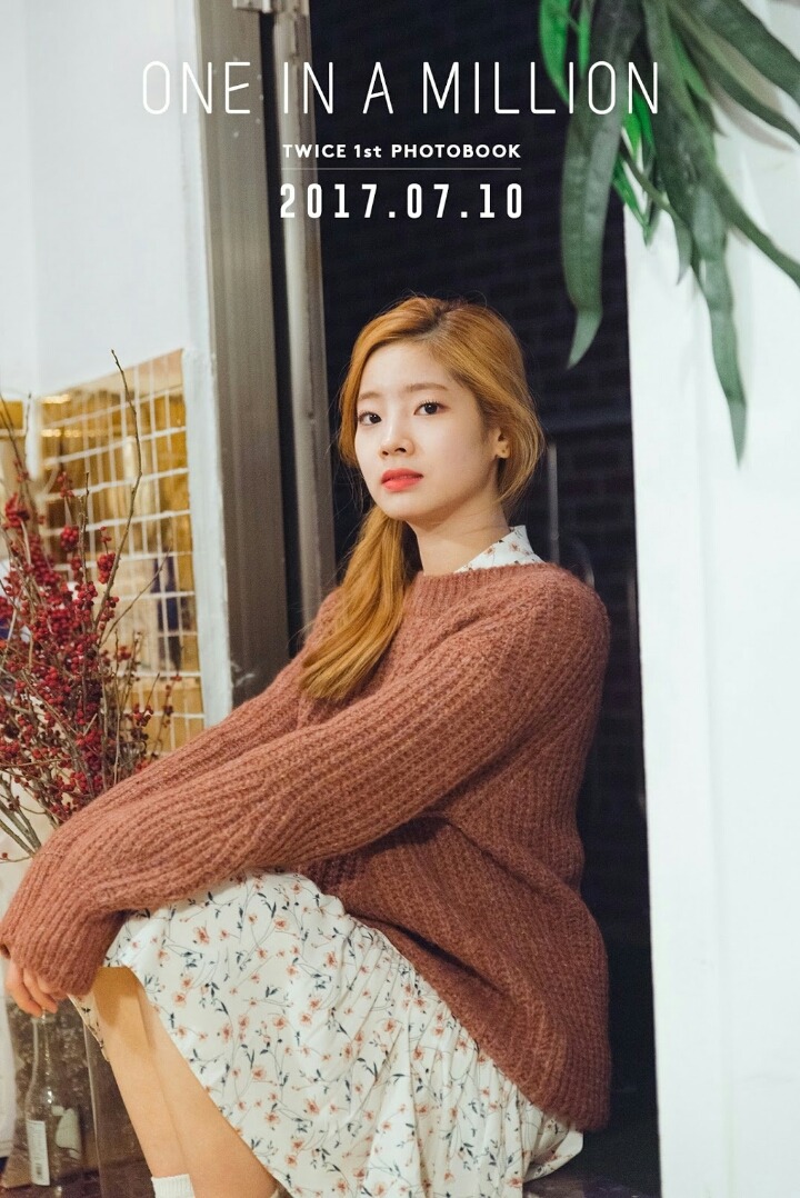 7월 10일 발매하는 트와이스 포토북 프리뷰.jpg | 인스티즈