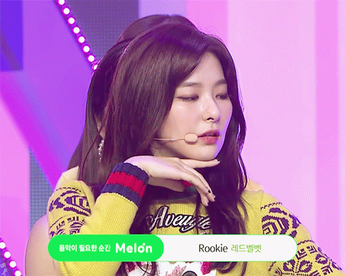레드벨벳의 시작을 맡고 있는 슬기.gif | 인스티즈