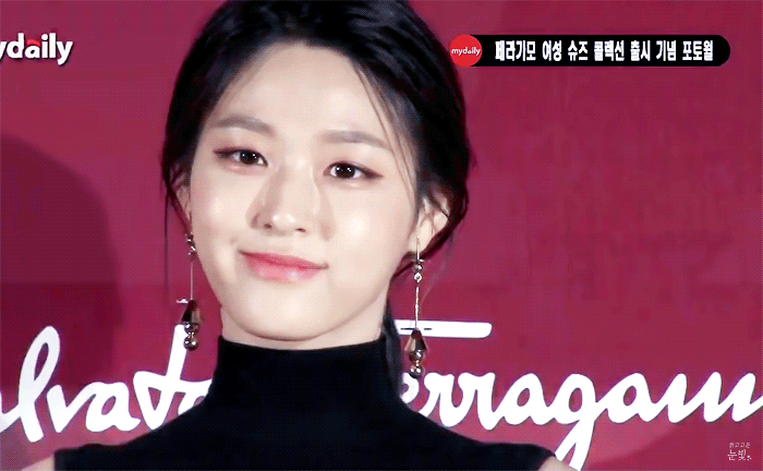 오늘자 설현.gif | 인스티즈