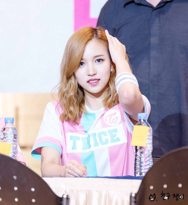 꽃 하나 보고 가시죠 - 트와이스 미나 | 인스티즈