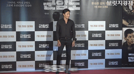 시사회 남자 연예인들 실물, 키 가늠짤.gif | 인스티즈