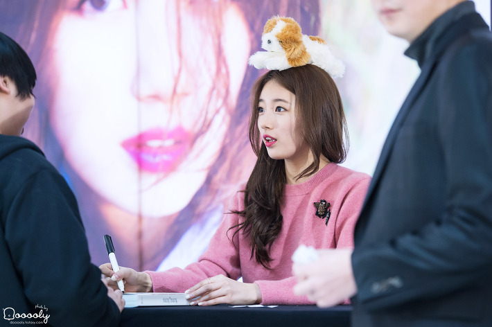 오늘자 수지 | 인스티즈