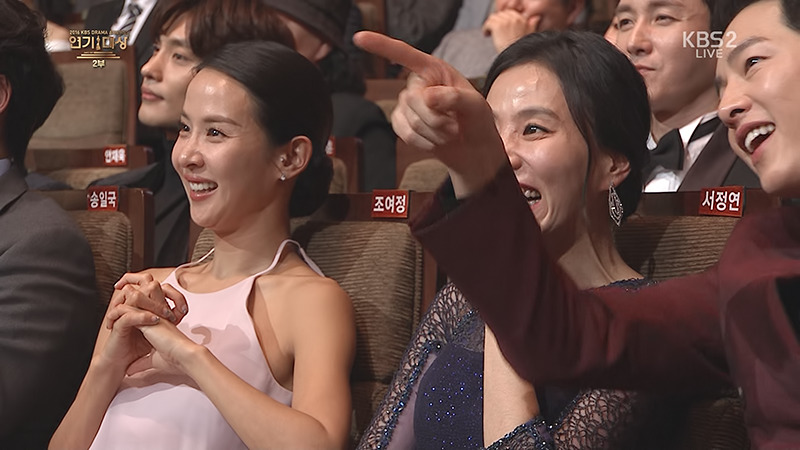[KBS연기대상] 객석이 술렁거렸던 이유(Feat.박서준 박형식)ㅋㅋㅋ.jpg | 인스티즈