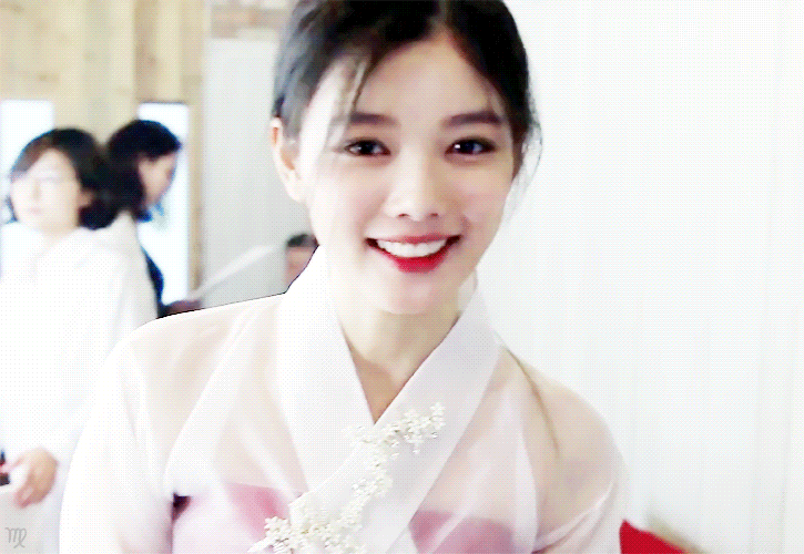 99년생 여자 연예인 최고의 미모를 가려보자 | 인스티즈