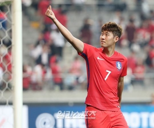 손흥민 카타르전 결승골 gif | 인스티즈