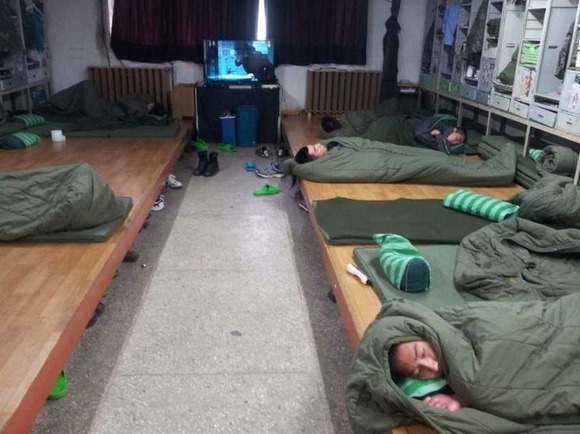 후후 아아 당직사관이 전파한다 | 인스티즈