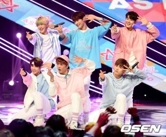 초동판매량이 갑자기 7.5배 정도 늘어난 아스트로..... | 인스티즈