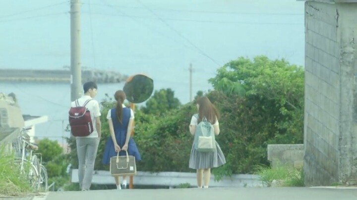 교복=로리타 가 아니다!! 교복이 등장하지만 로리타..? 그게뭐죠?? 먹는건가??우걱우걱?? 인 뮤비들 | 인스티즈