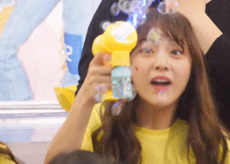걸그룹 팬사인회에 가는 이유.gif | 인스티즈