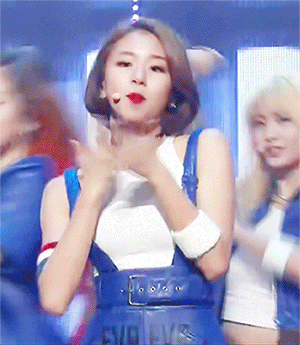 직각어깨를 가진 트와이스 채영 | 인스티즈
