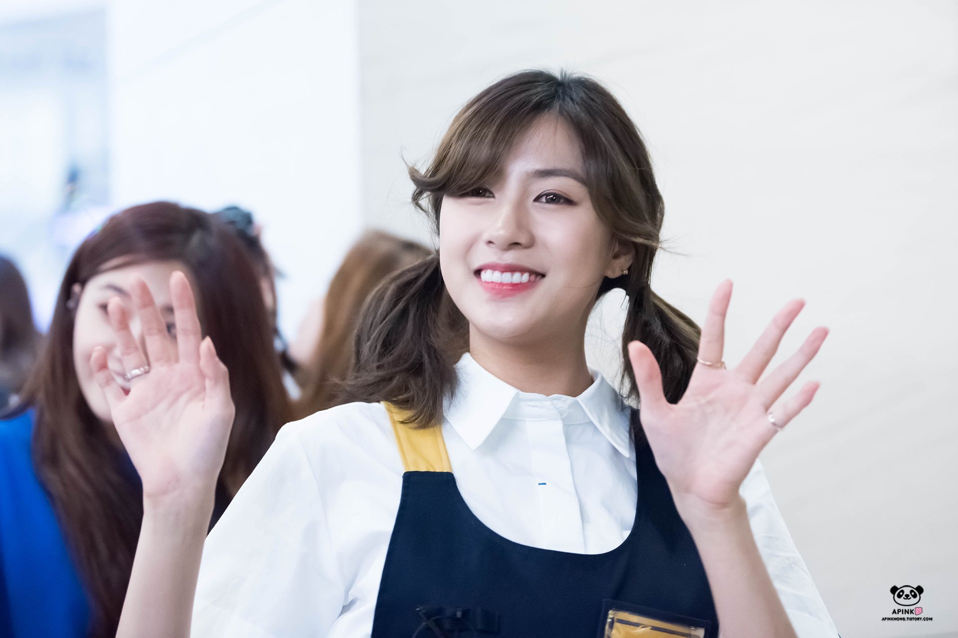 막내인듯 막내 아닌듯한 에이핑크 오하영.jpgif | 인스티즈