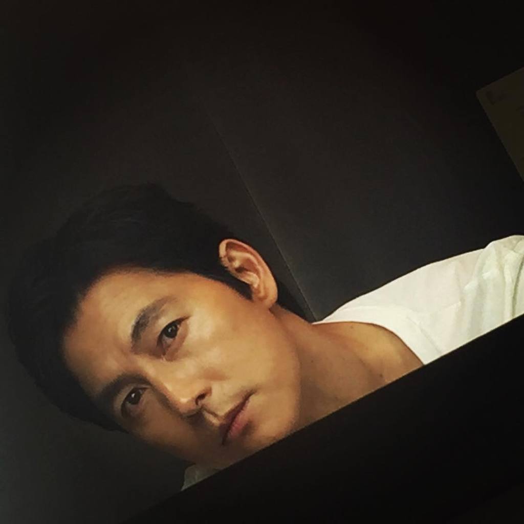 [정우성] 오늘 인스타에 올린 사진 (여전히...또르르) | 인스티즈