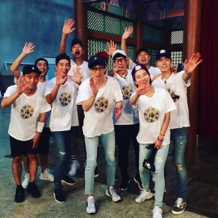 [런닝맨] 이제는 보지못할 것 같은 훈훈한 멤버들 단체 사진..(1) | 인스티즈