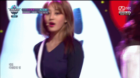 [twice] 오늘자 트와이스 리더 갓지효 움짤.gif | 인스티즈