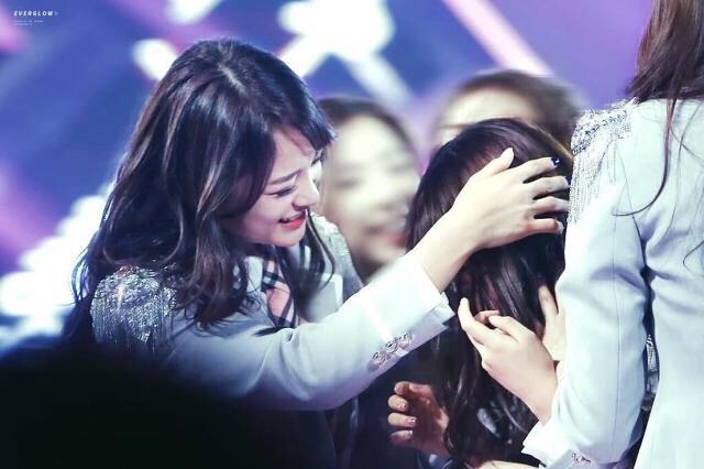 아이오아이(i.o.i) 제일 좋아하는 최유정x김세정 케미 | 인스티즈