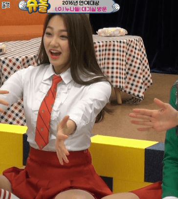 오늘자 슈퍼맨이 돌아왔다 아이오아이 움짤.gif (ㅂㄷㅂㄷ) | 인스티즈