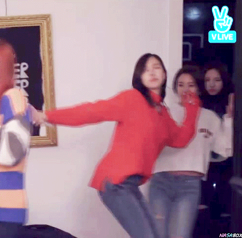 [움짤] 9명이 모이면 그 자리는 난장판이 된다 | 인스티즈