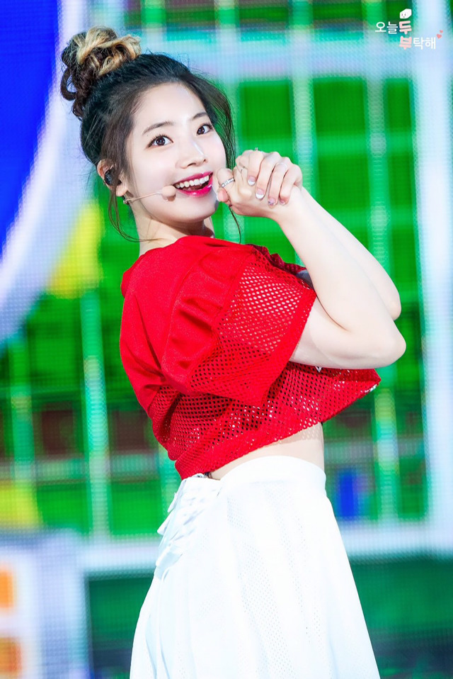 군인들에게 인기 좋다는 트와이스 멤버.jpg | 인스티즈