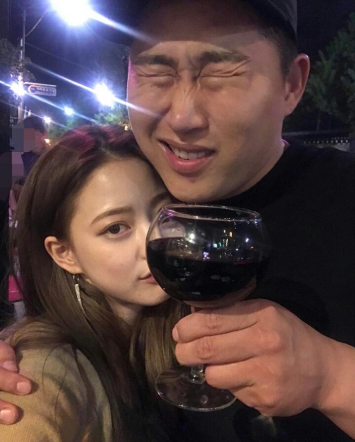 오늘자 스윙스 여친 투샷 | 인스티즈