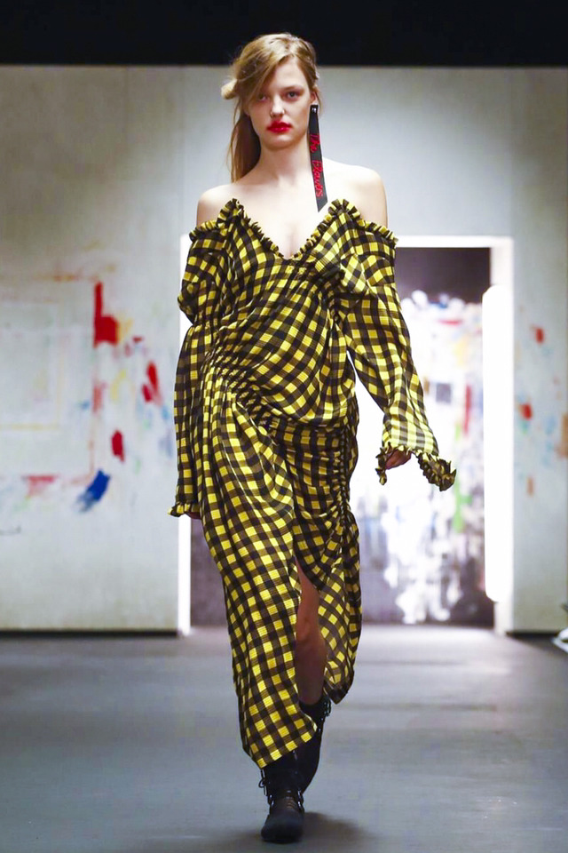 2017 F/W Preen by Thornton Bregazzi 컬렉션 | 인스티즈