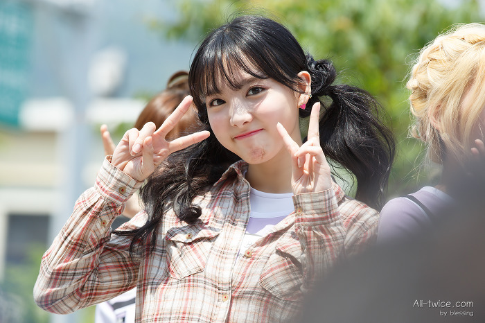 입꾹꾹 나연 | 인스티즈