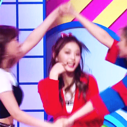 오늘자 엠카 미나&쯔위.gif | 인스티즈