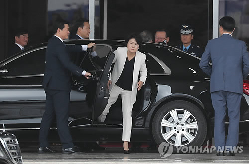 문재인 대통령님 내외 독일 출국 사진 | 인스티즈