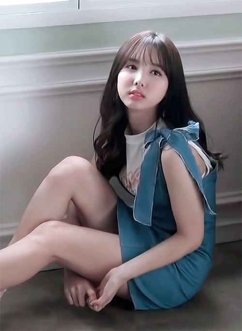 트와이스) 시즌그리팅 나연 움짤 | 인스티즈