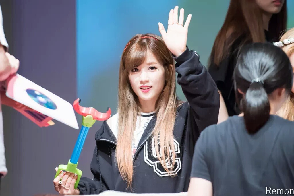 일요일엔 에이핑크 리더와 막내,jpgif | 인스티즈