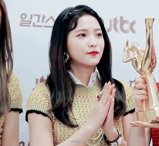 레드벨벳 예리 움짤 | 인스티즈