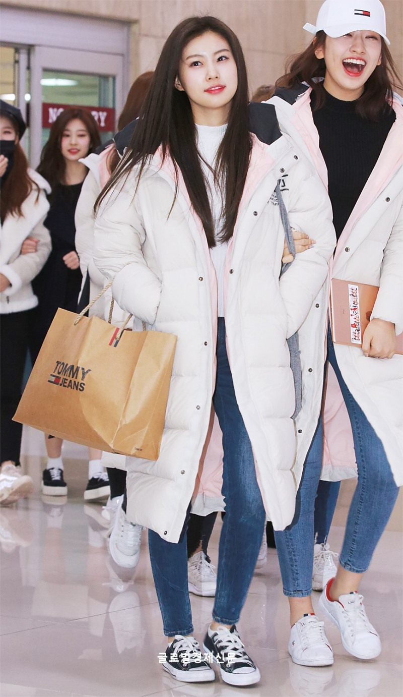 아이즈원, 어제자 인천공항 입국 프리뷰 | 인스티즈