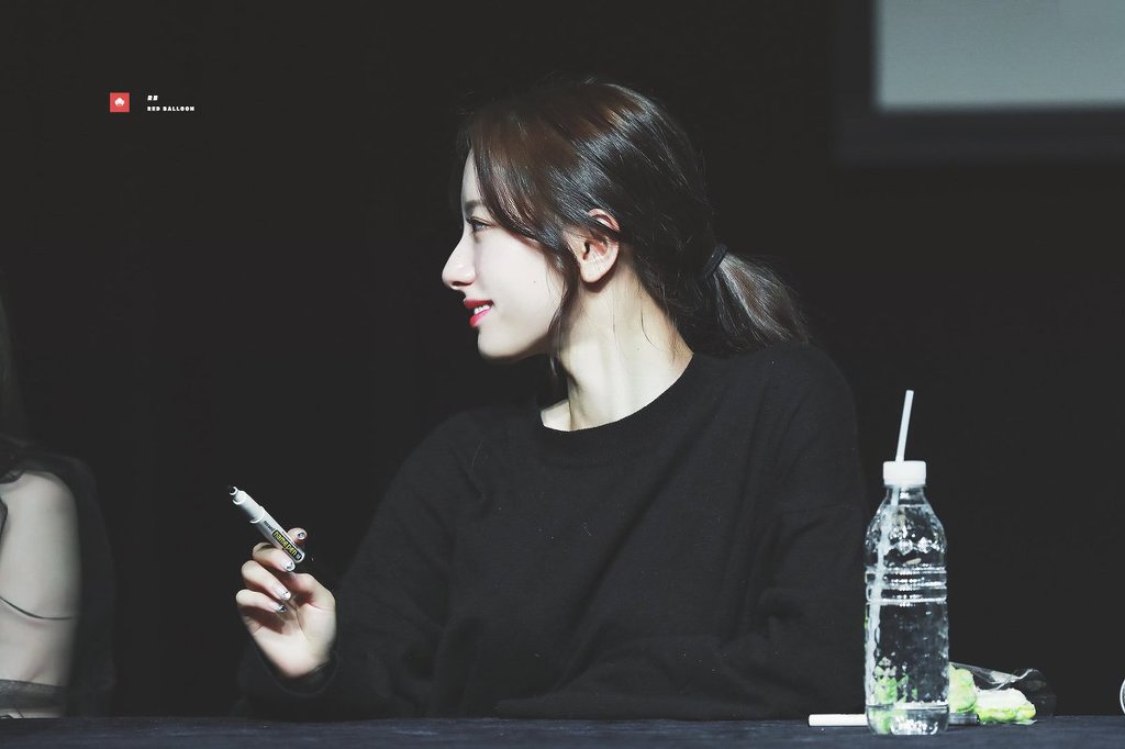 우주소녀 보나의 옆태.jpgif | 인스티즈