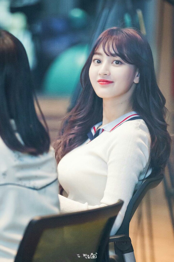 ㅇㅎ) 아이즈원 나코...일관적 취향.....jpg | 인스티즈