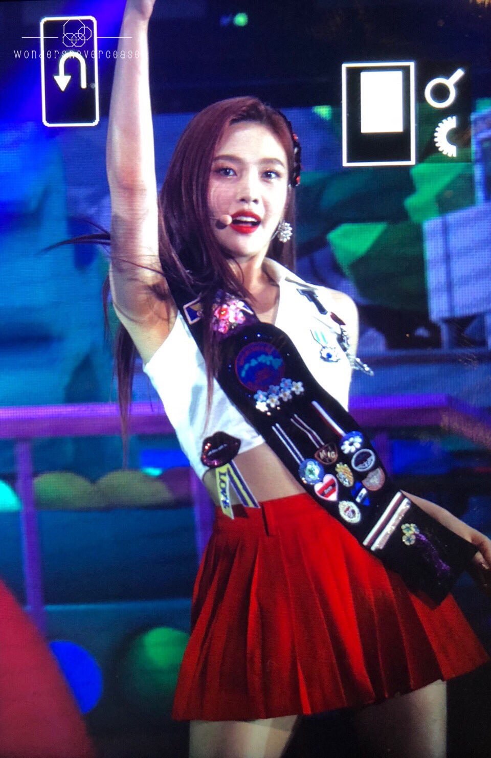 오늘자 레드벨벳 콘서트 큐티섹시 조이.jpg | 인스티즈