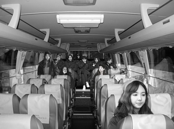 수학여행 가는 트와이스 gif | 인스티즈