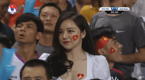 베트남 응원녀.gif | 인스티즈