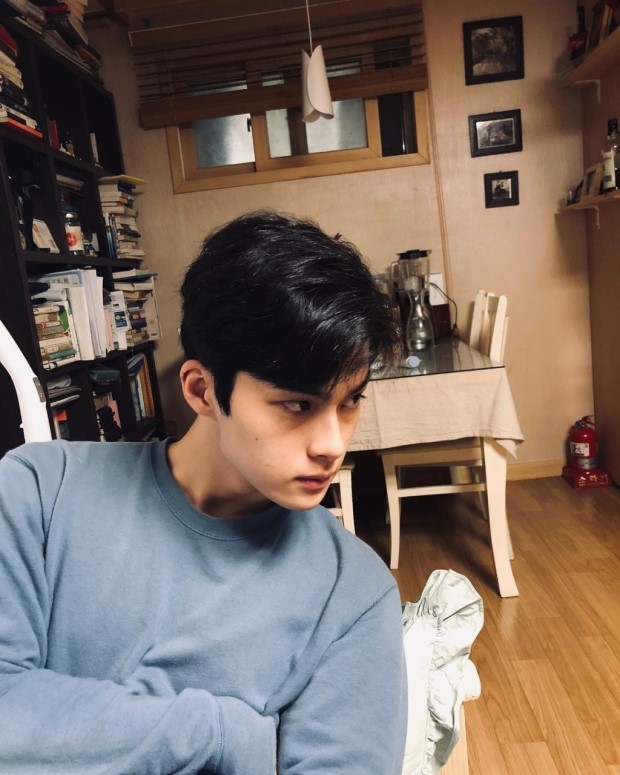 투탑 이미지