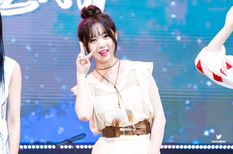 [러블리즈] 3일동안 쉬었다가 다시 일을 해야하니 뭔가 힘든 기분이라서 케이 | 인스티즈