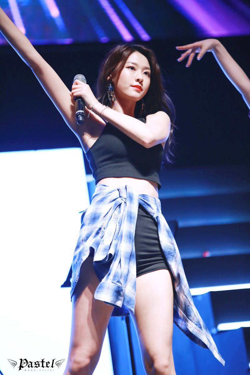 18시즌 설현이 미모.jpgif (100장) | 인스티즈