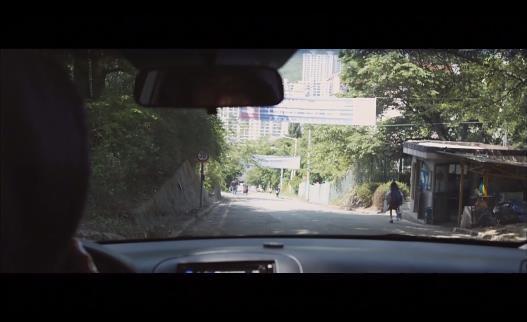 강산맨션 102호에는 살인마가 살고있다. ＜영화＞ 이웃사람 14 | 인스티즈