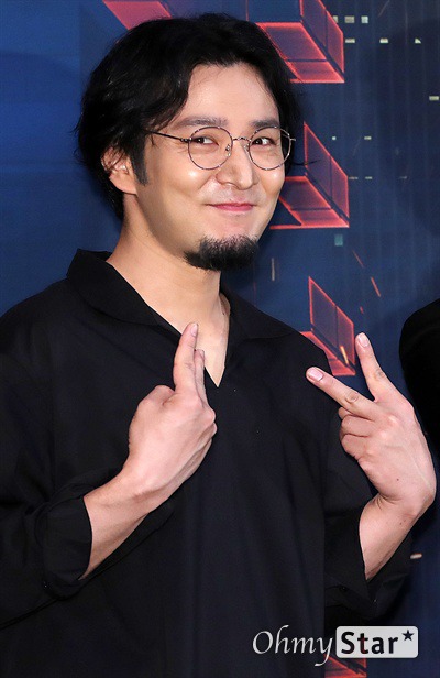 이센스급 랩퍼다 vs 그정도는 아니다.jpg | 인스티즈