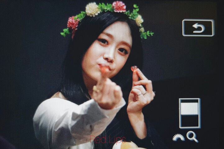 흑발로 염색한 러블리즈 지수 | 인스티즈