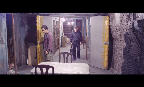 강산맨션 102호에는 살인마가 살고있다. ＜영화＞ 이웃사람 09 ((약간 놀람주의)) | 인스티즈